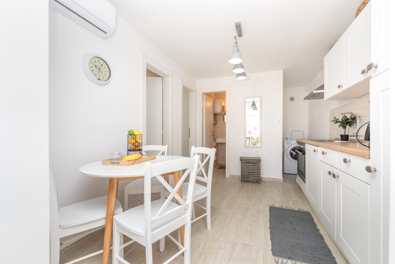 Apartment Tema Вир Екстер'єр фото