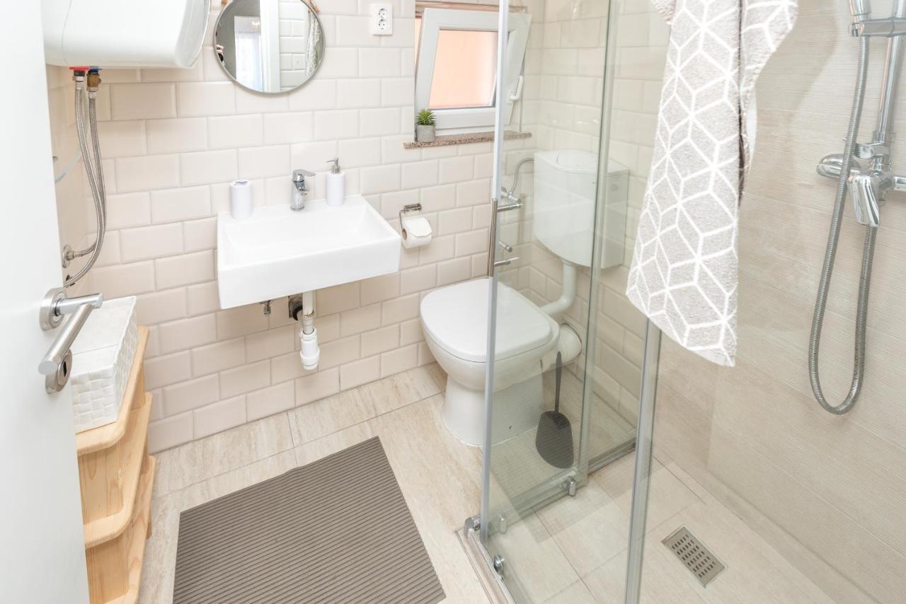 Apartment Tema Вир Екстер'єр фото