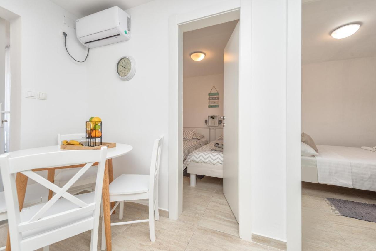 Apartment Tema Вир Екстер'єр фото